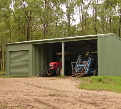 smallFarm Shed 2