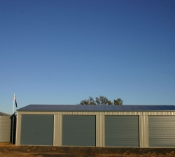 Multiple car garage
